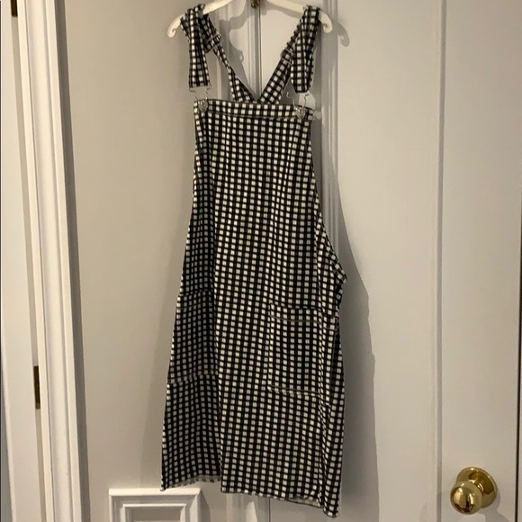 Forever 21 Dresses & Skirts - Overall dress